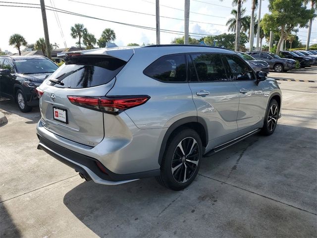 2021 Toyota Highlander XSE