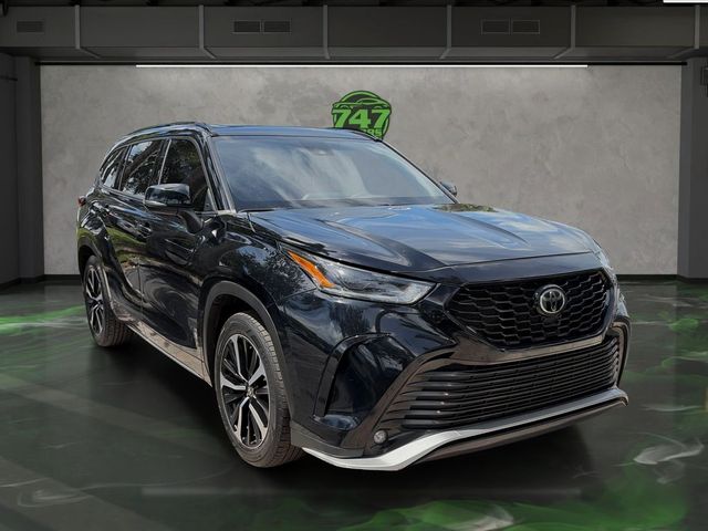 2021 Toyota Highlander XSE