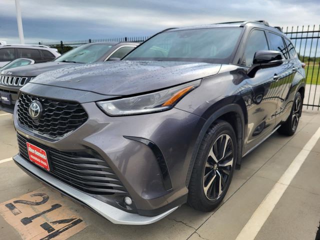 2021 Toyota Highlander XSE