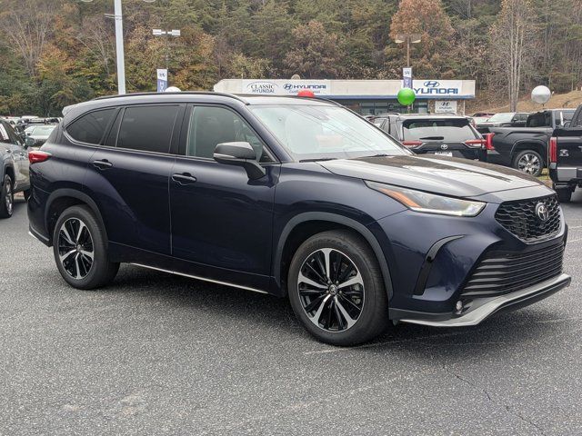 2021 Toyota Highlander XSE