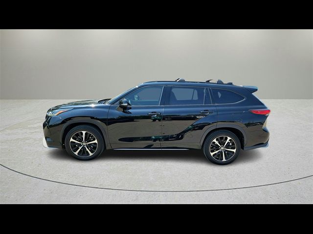 2021 Toyota Highlander XSE