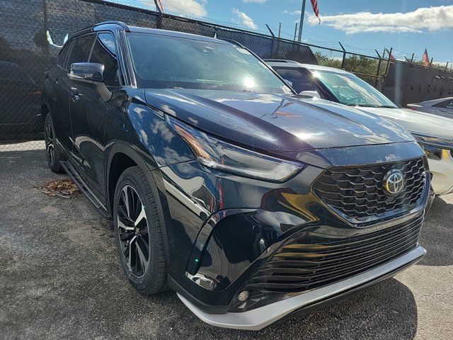 2021 Toyota Highlander XSE