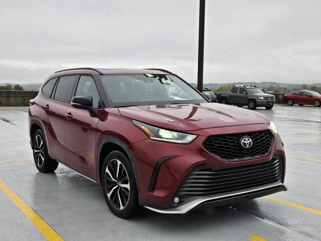 2021 Toyota Highlander XSE