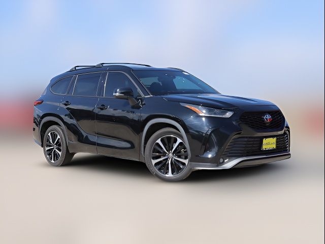 2021 Toyota Highlander XSE