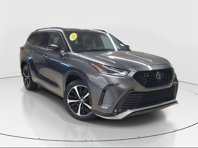 2021 Toyota Highlander XSE