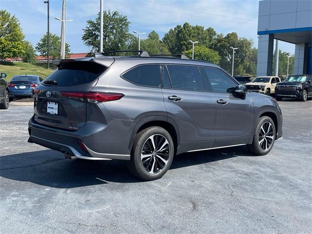 2021 Toyota Highlander XSE