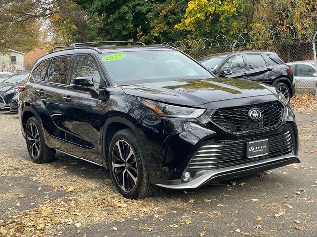 2021 Toyota Highlander XSE