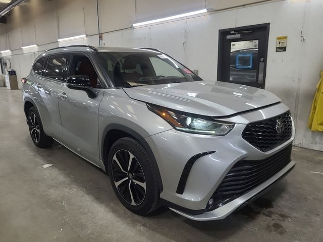 2021 Toyota Highlander XSE