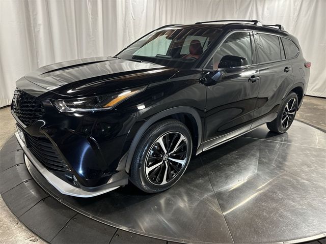 2021 Toyota Highlander XSE