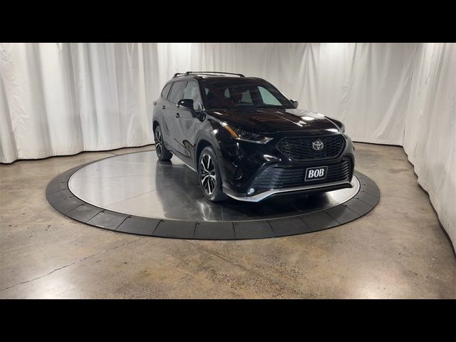 2021 Toyota Highlander XSE