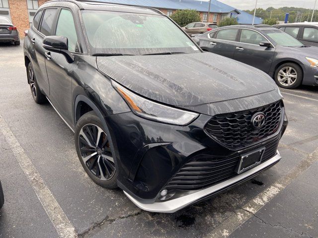 2021 Toyota Highlander XSE