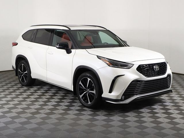 2021 Toyota Highlander XSE