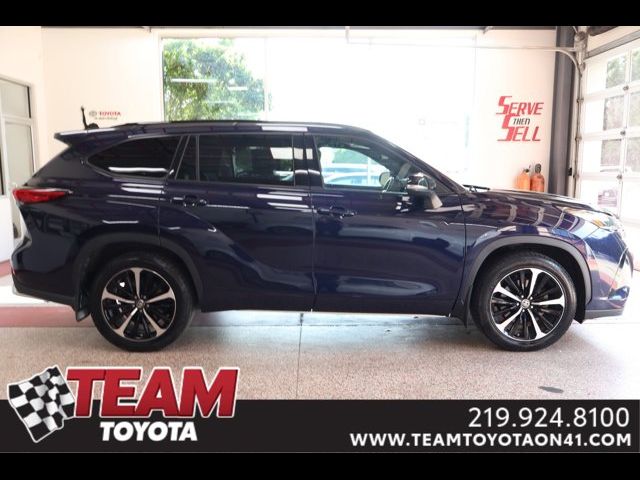 2021 Toyota Highlander XSE