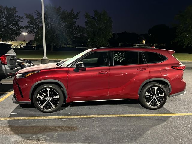 2021 Toyota Highlander XSE