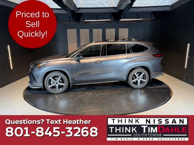 2021 Toyota Highlander XSE