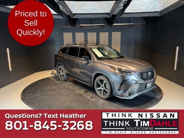 2021 Toyota Highlander XSE