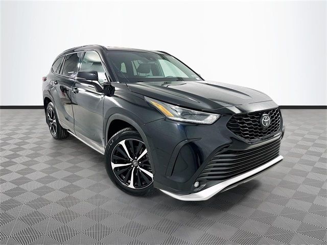 2021 Toyota Highlander XSE