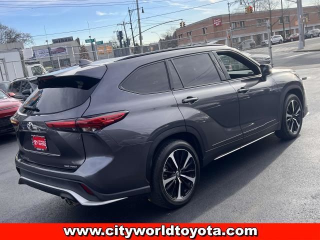 2021 Toyota Highlander XSE