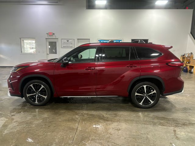 2021 Toyota Highlander XSE