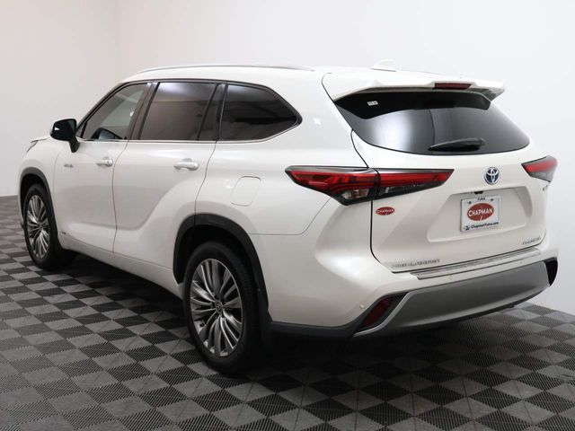 2021 Toyota Highlander Hybrid Platinum