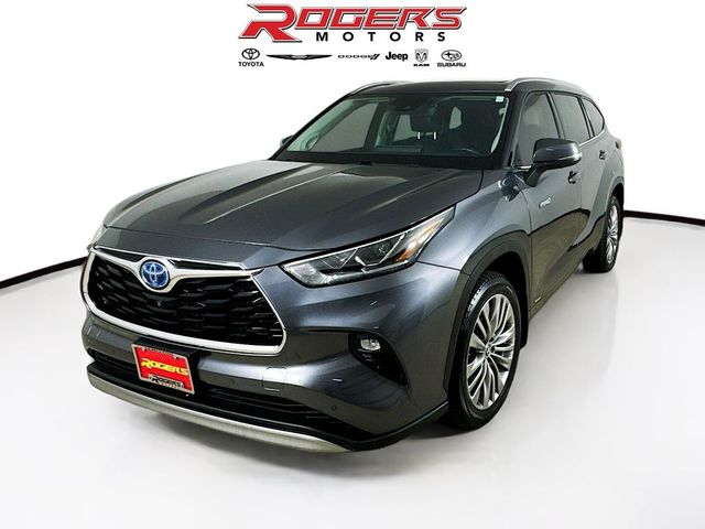 2021 Toyota Highlander Hybrid Platinum