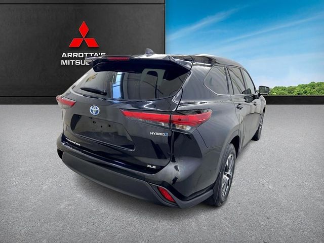 2021 Toyota Highlander Hybrid XLE