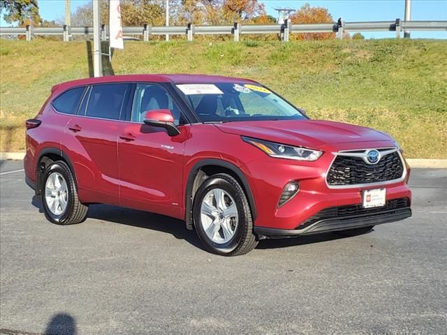 2021 Toyota Highlander Hybrid LE