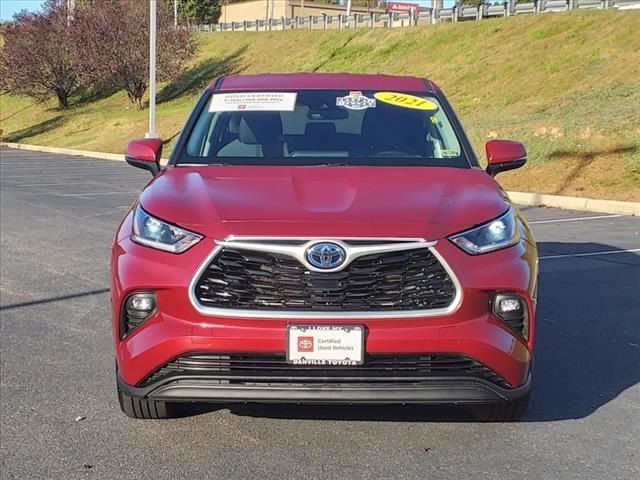 2021 Toyota Highlander Hybrid LE