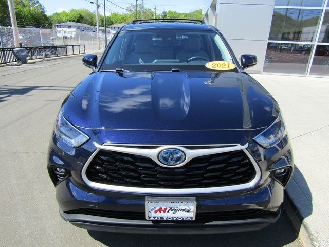 2021 Toyota Highlander Hybrid LE