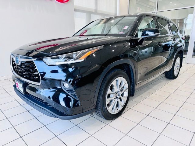 2021 Toyota Highlander Hybrid Limited