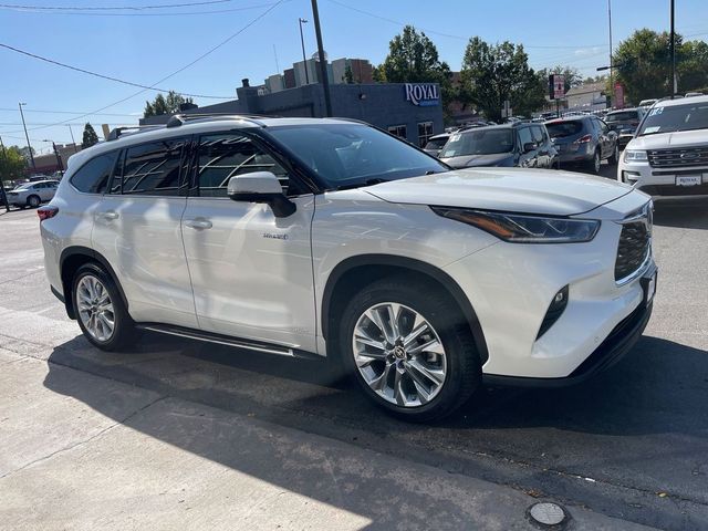 2021 Toyota Highlander Hybrid Limited