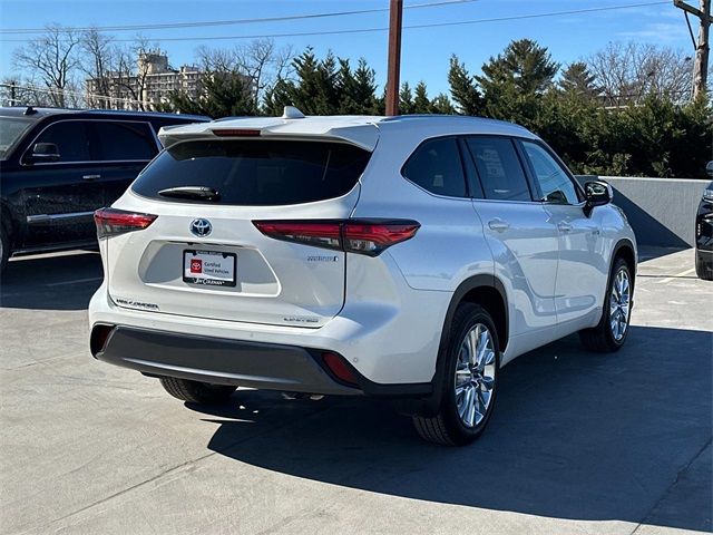 2021 Toyota Highlander Hybrid Limited