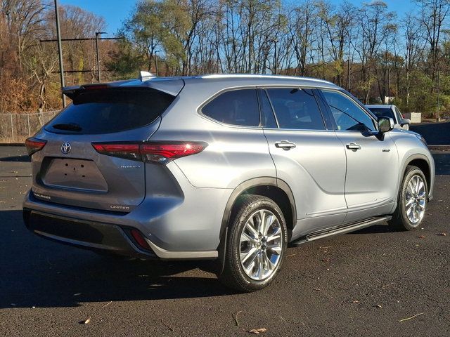 2021 Toyota Highlander Hybrid Limited