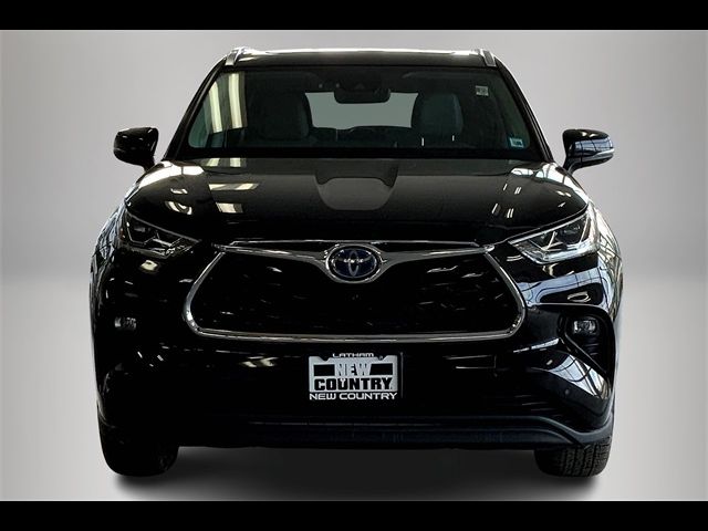 2021 Toyota Highlander Hybrid Limited