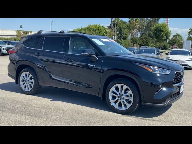 2021 Toyota Highlander Hybrid Limited