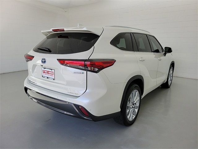 2021 Toyota Highlander Hybrid Limited