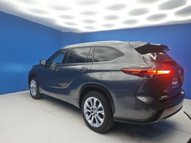 2021 Toyota Highlander Hybrid Limited