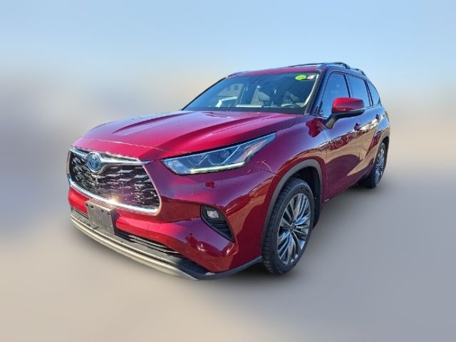 2021 Toyota Highlander Hybrid Platinum