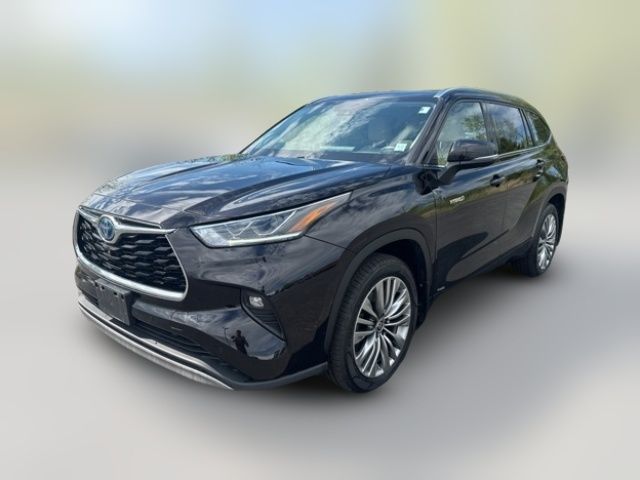 2021 Toyota Highlander Hybrid Platinum