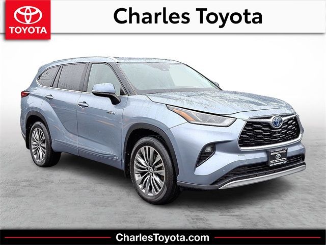 2021 Toyota Highlander Hybrid Platinum
