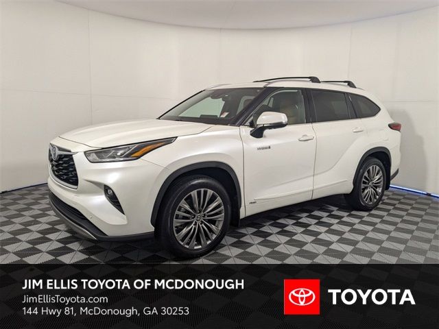 2021 Toyota Highlander Hybrid Platinum