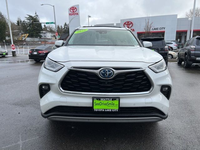 2021 Toyota Highlander Hybrid Platinum