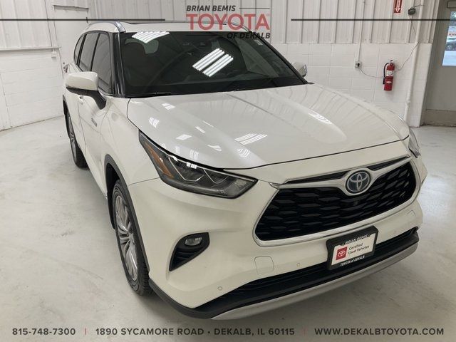 2021 Toyota Highlander Hybrid Platinum