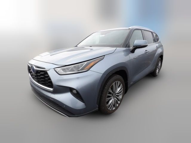 2021 Toyota Highlander Hybrid Platinum