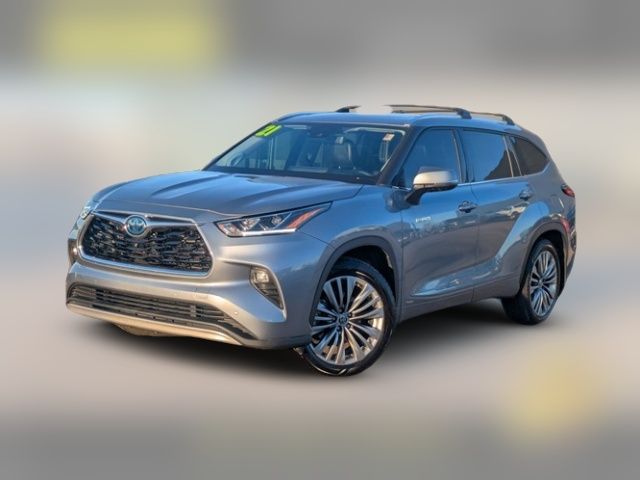 2021 Toyota Highlander Hybrid Platinum