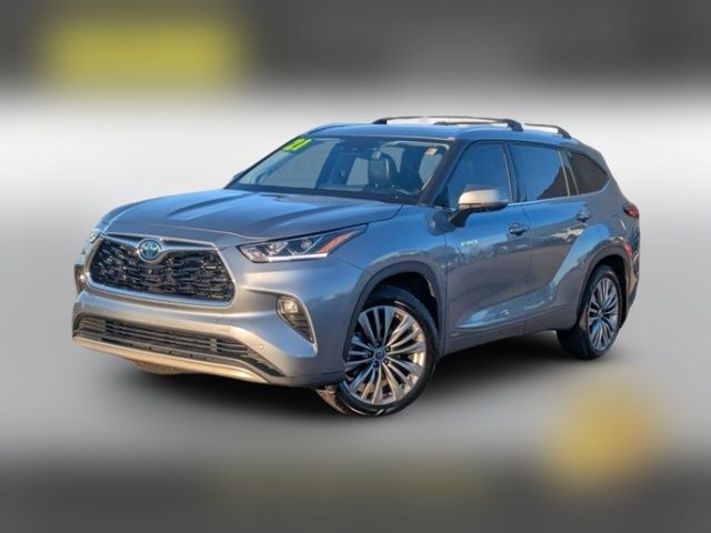 2021 Toyota Highlander Hybrid Platinum