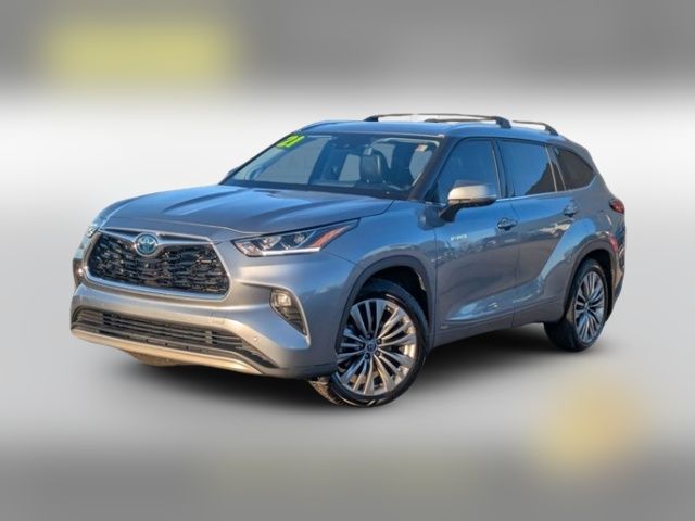 2021 Toyota Highlander Hybrid Platinum