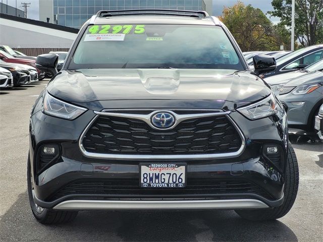 2021 Toyota Highlander Hybrid Platinum