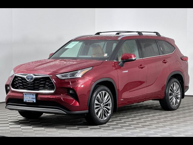 2021 Toyota Highlander Hybrid Platinum