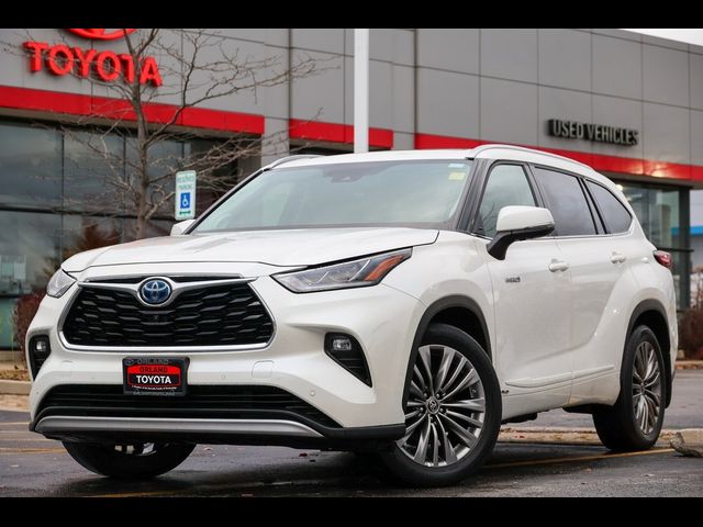 2021 Toyota Highlander Hybrid Platinum